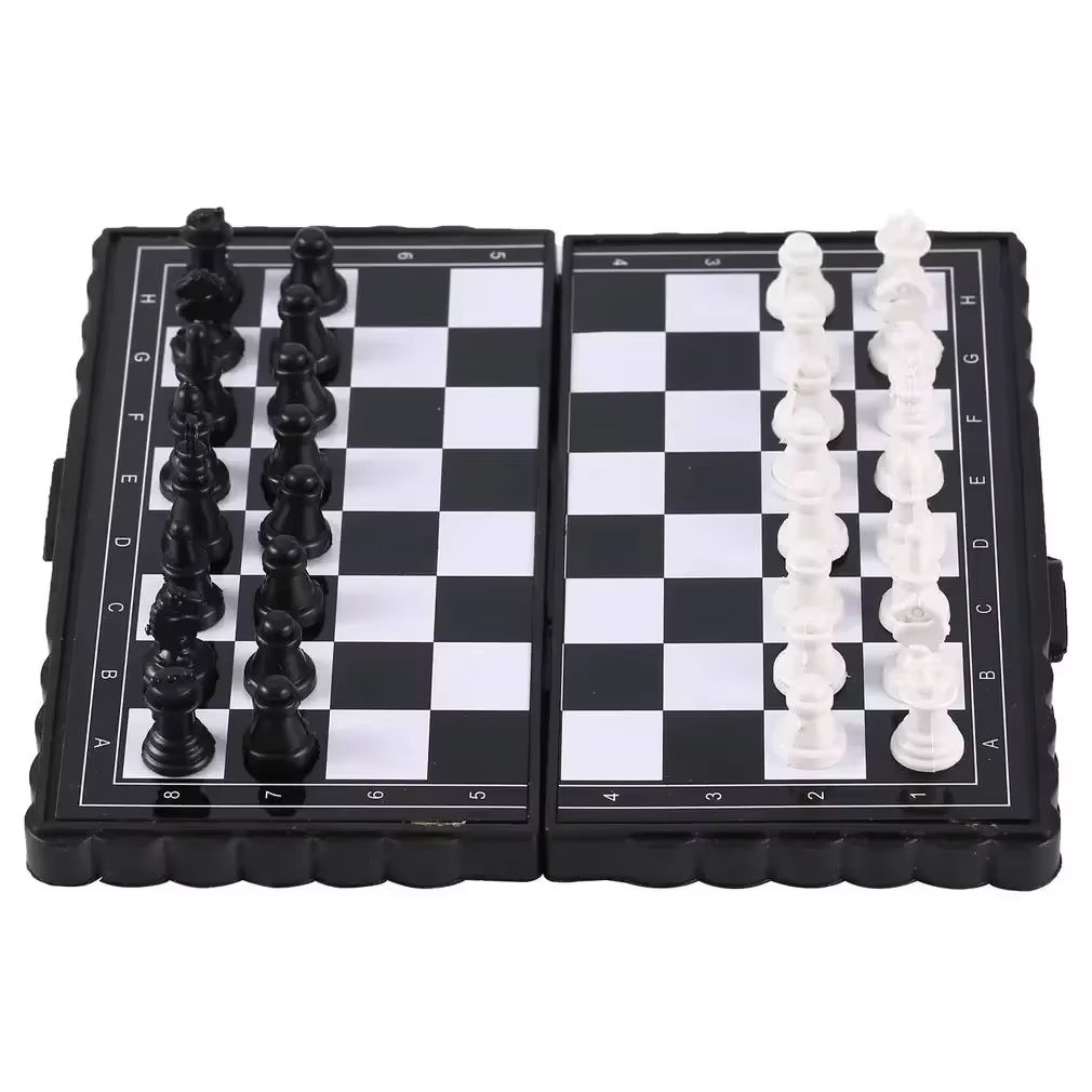 Kids Toys And Games - Mini jeu d'échecs magnétique, 1 pièce,